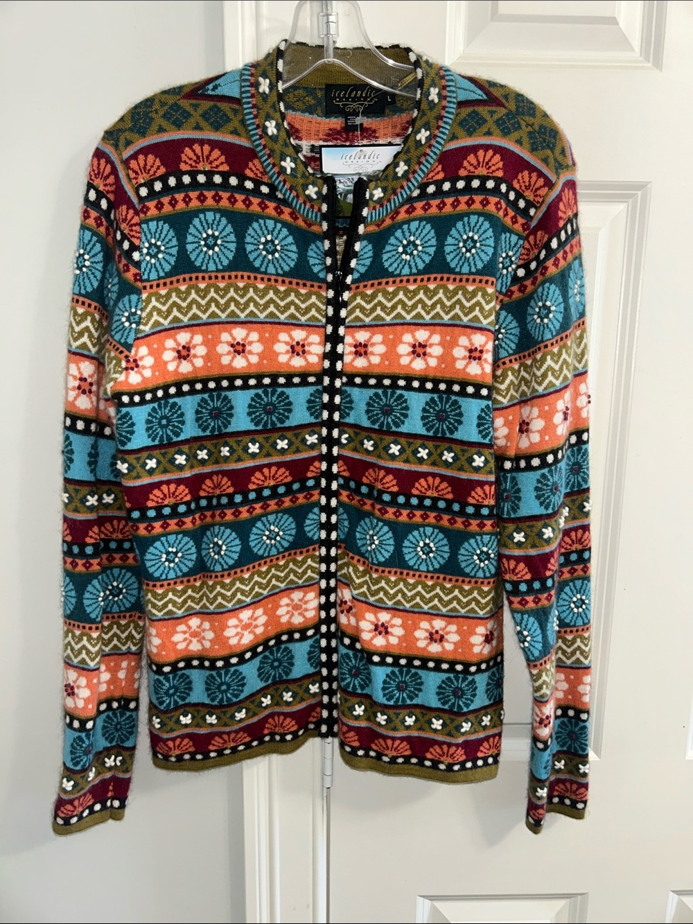 NWT Icelandic Design Cardigan Sweater Size Large